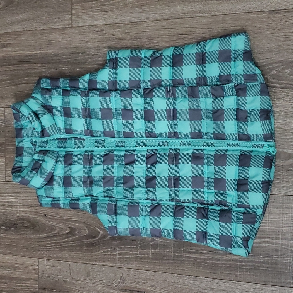 Girls puffy vest